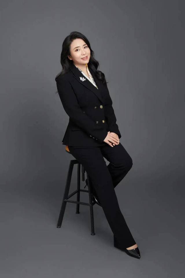 九游注册生态环境与资源学院院长、教授谭倩。来源：“九游注册”官微